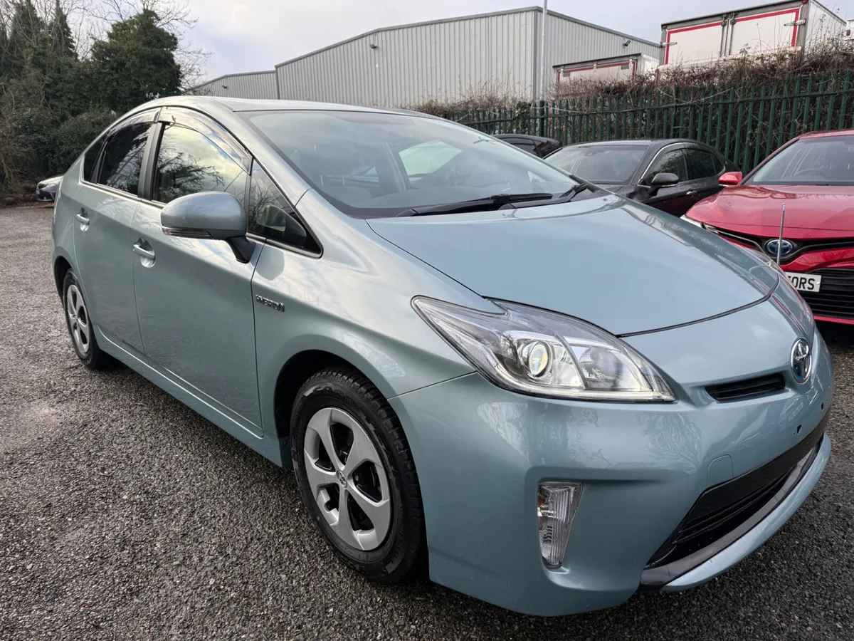 Toyota Prius 31.000 km!!! - Image 1