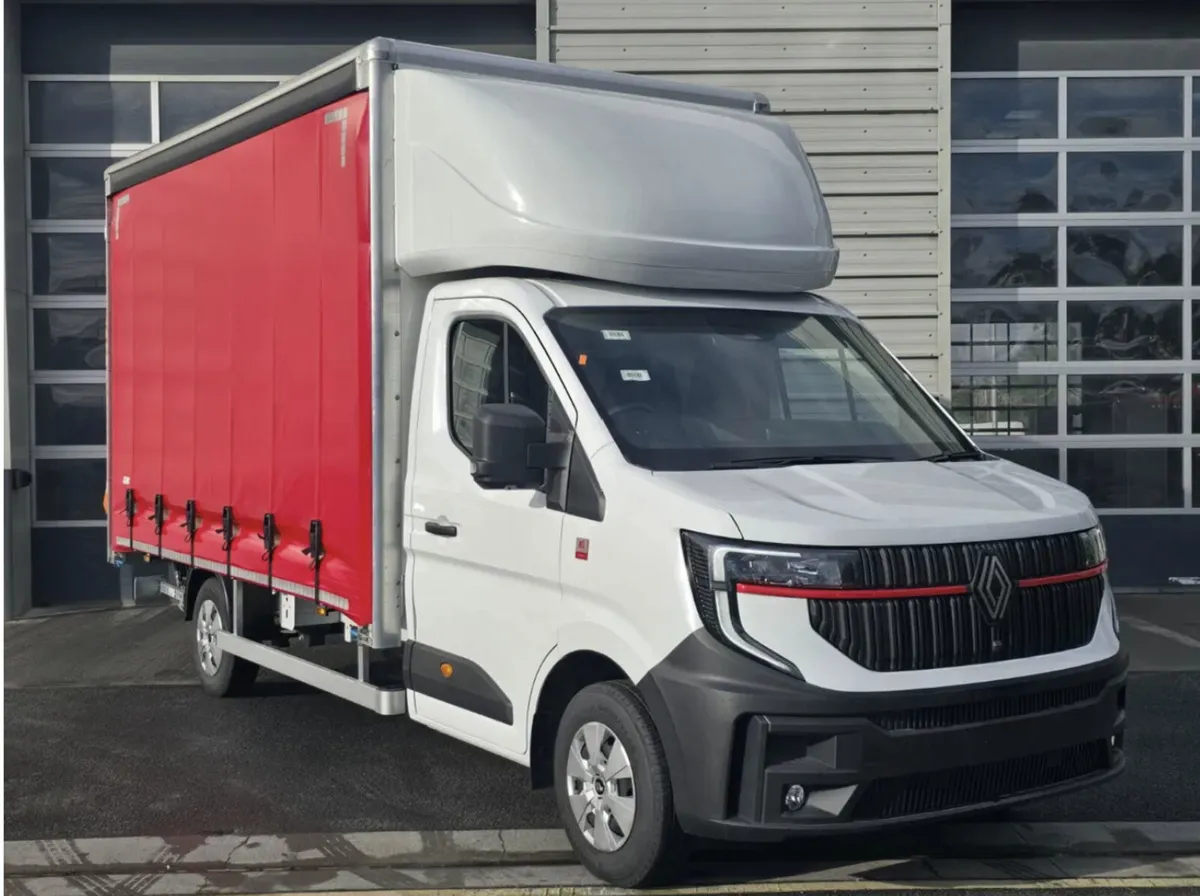 Renault Master Red Edition Curtain Side - Image 1