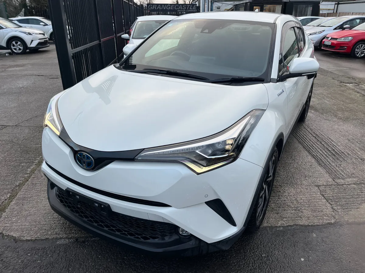 TOYOTA C-HR 2018, 1.8 HYBRID AUTO LOW KM HIGH SPEC - Image 4