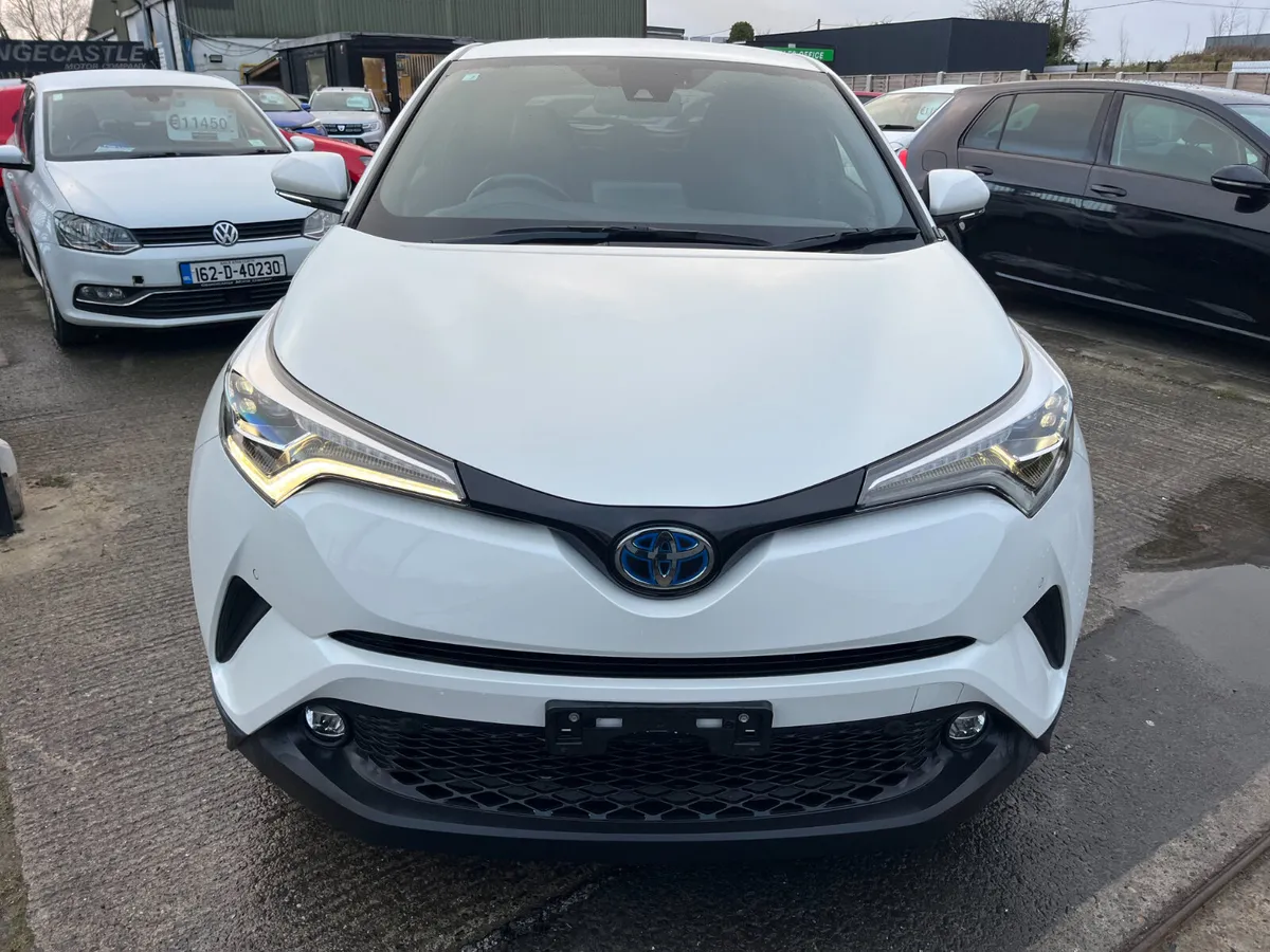 TOYOTA C-HR 2018, 1.8 HYBRID AUTO LOW KM HIGH SPEC - Image 3