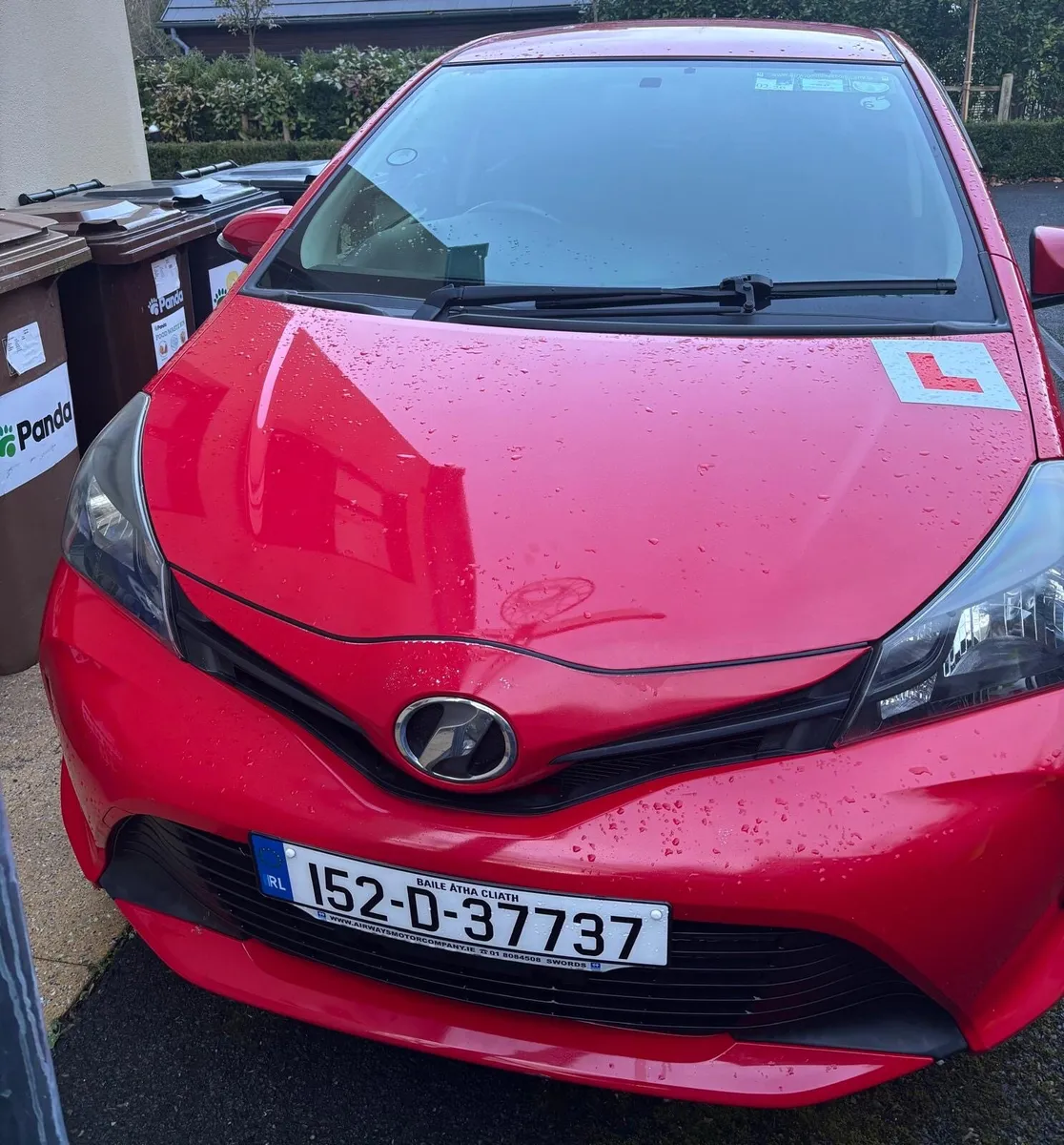 Automatic 2015 Toyota Vitz - Image 4
