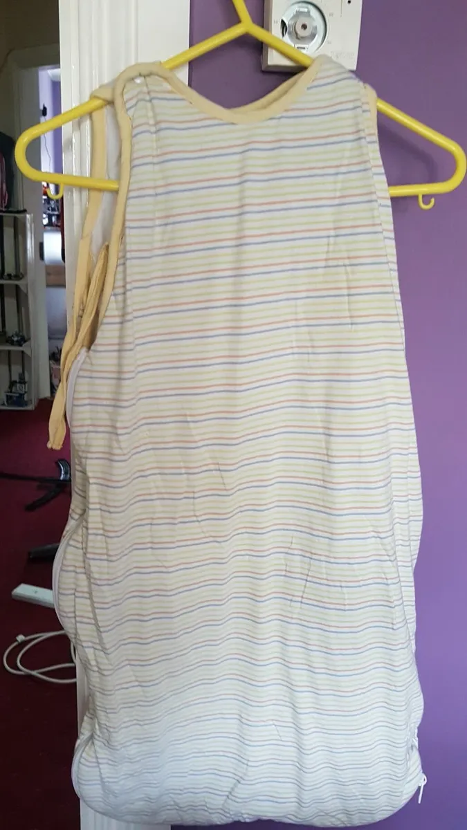 Sleeping bag used once 6/12 months - Image 2