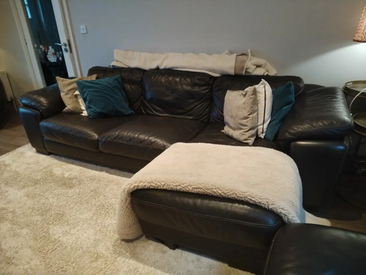 Leather sofa set - Image 1