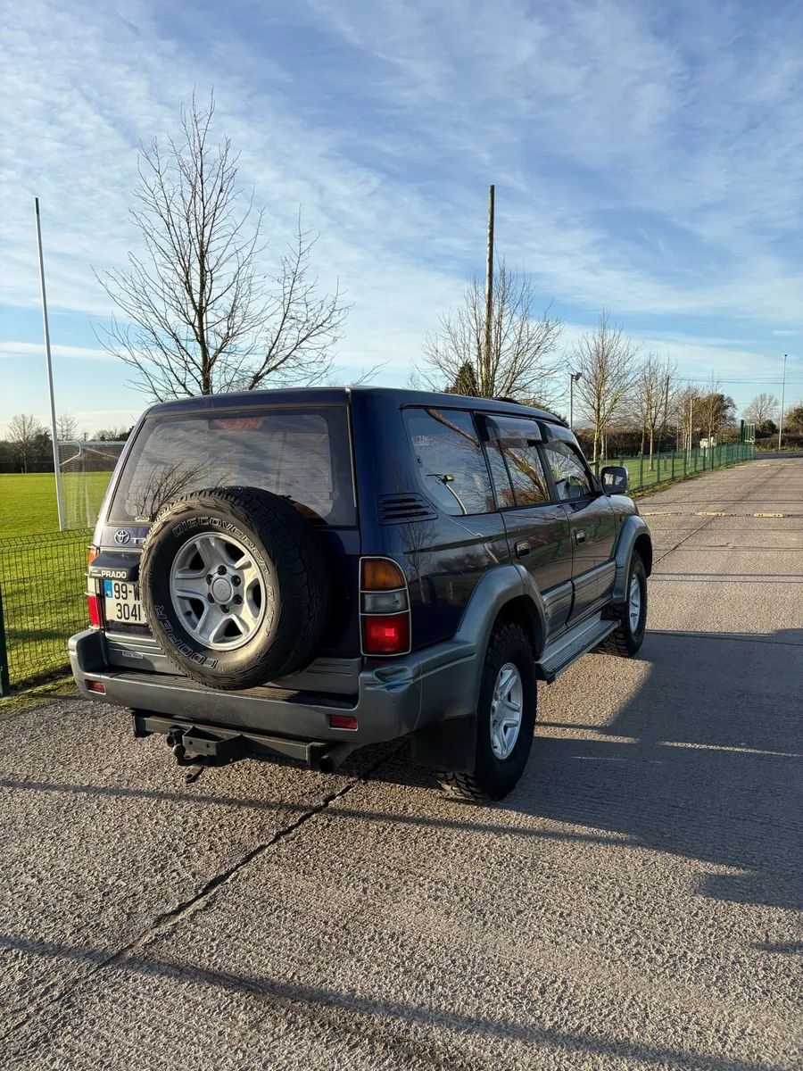 Toyota landcruiser Prado - Image 4