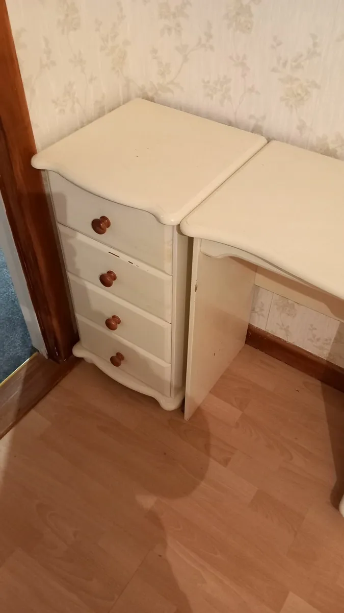 Side locker - Image 2