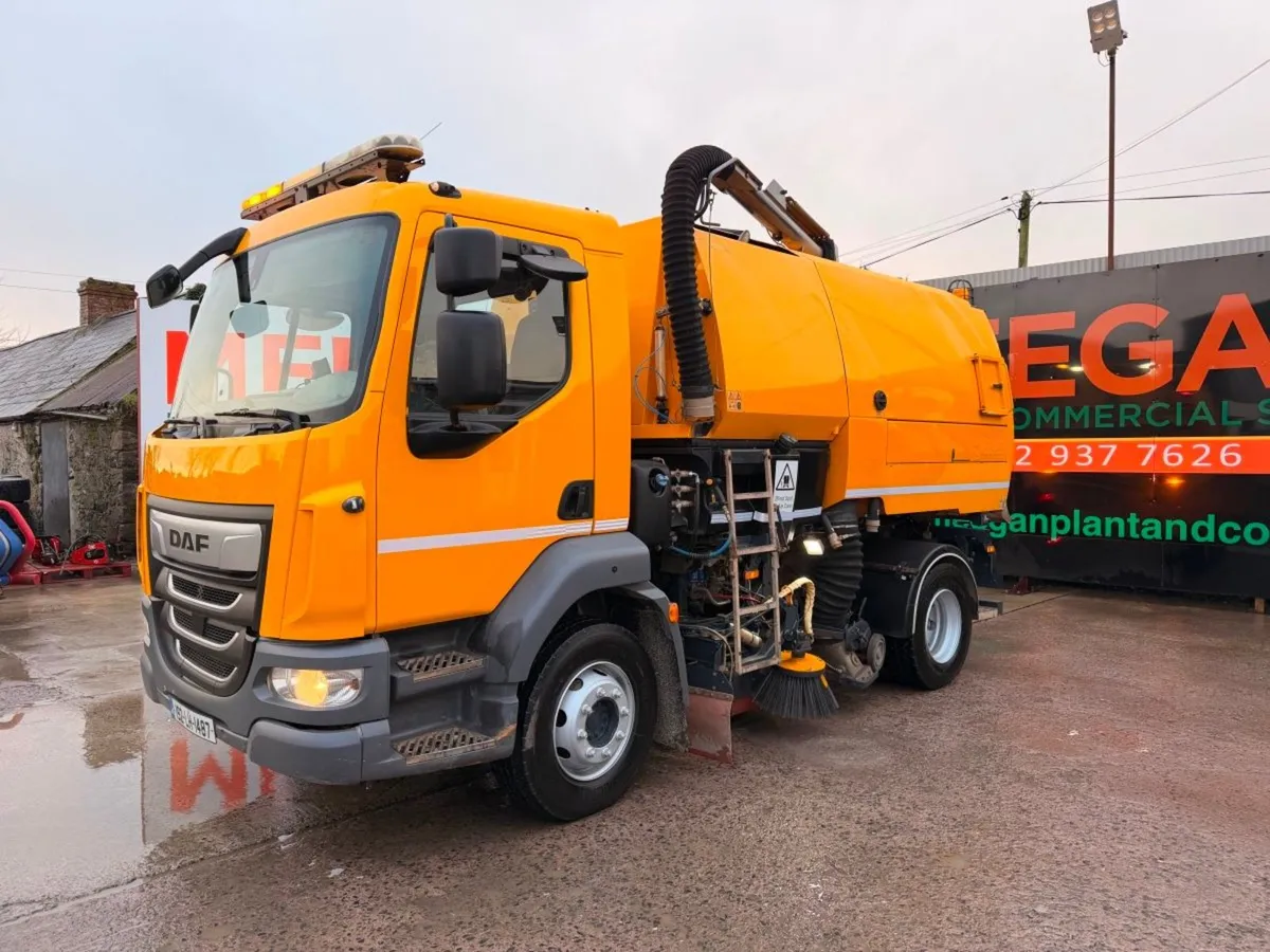 2019 DAF LF...JOHNSTON ROAD SWEEPER...106 KM - Image 1