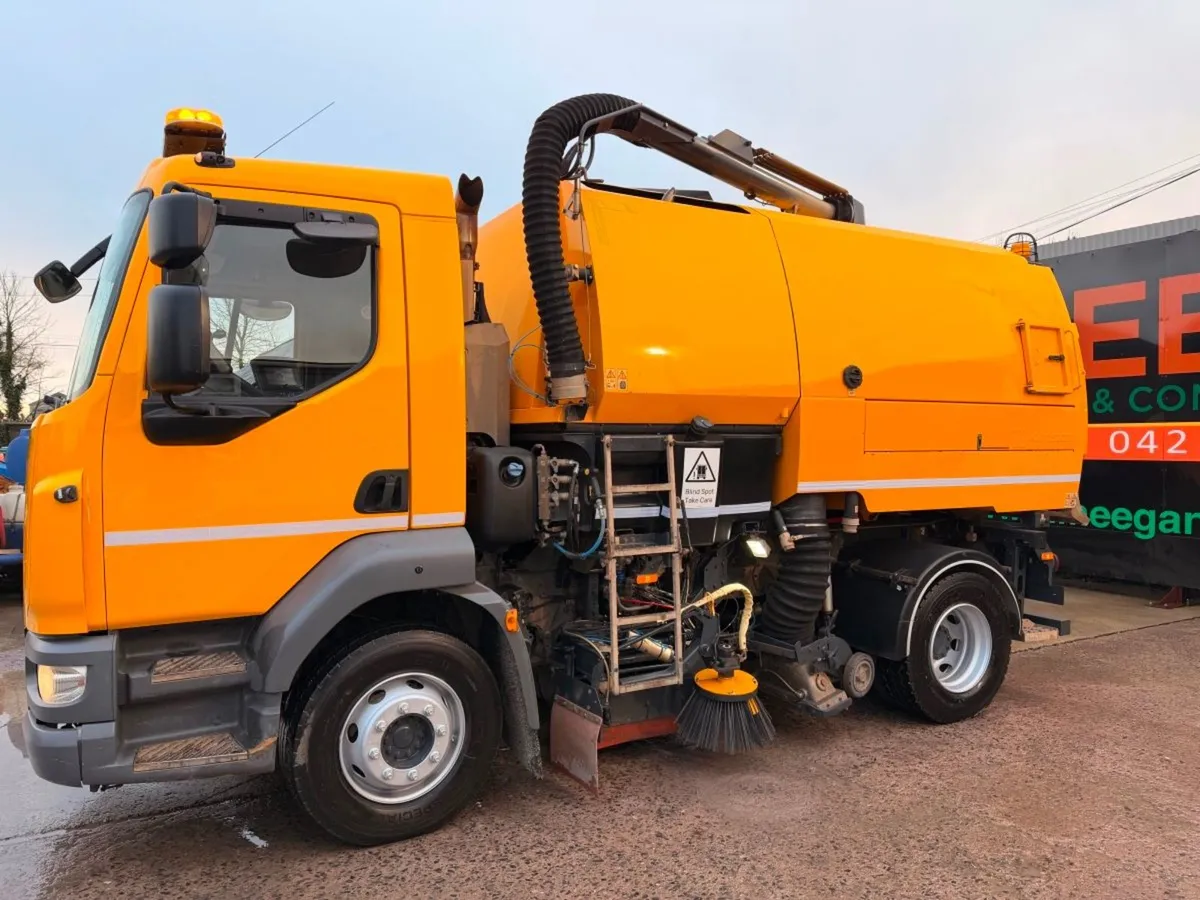2019 DAF LF...JOHNSTON ROAD SWEEPER...106 KM - Image 4