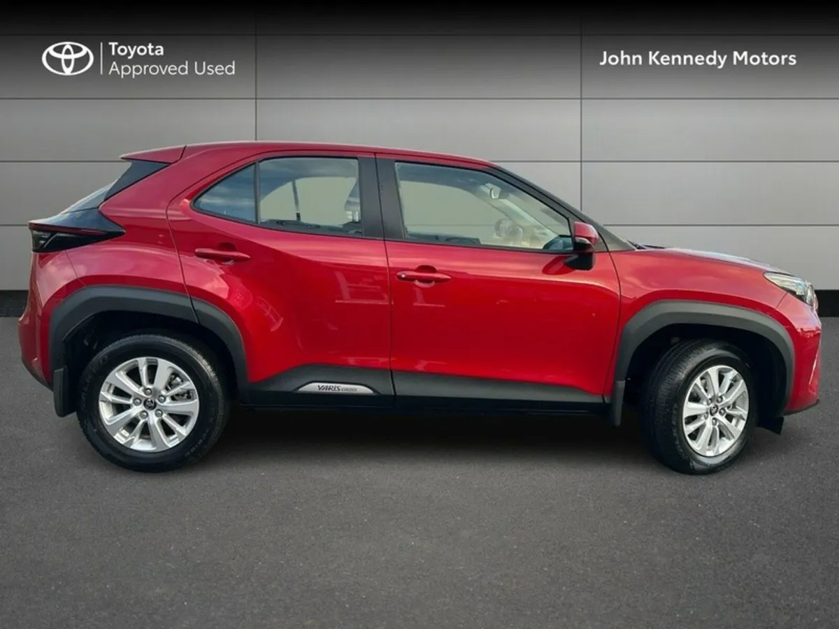 Toyota Yaris Cross LUNA - Image 3