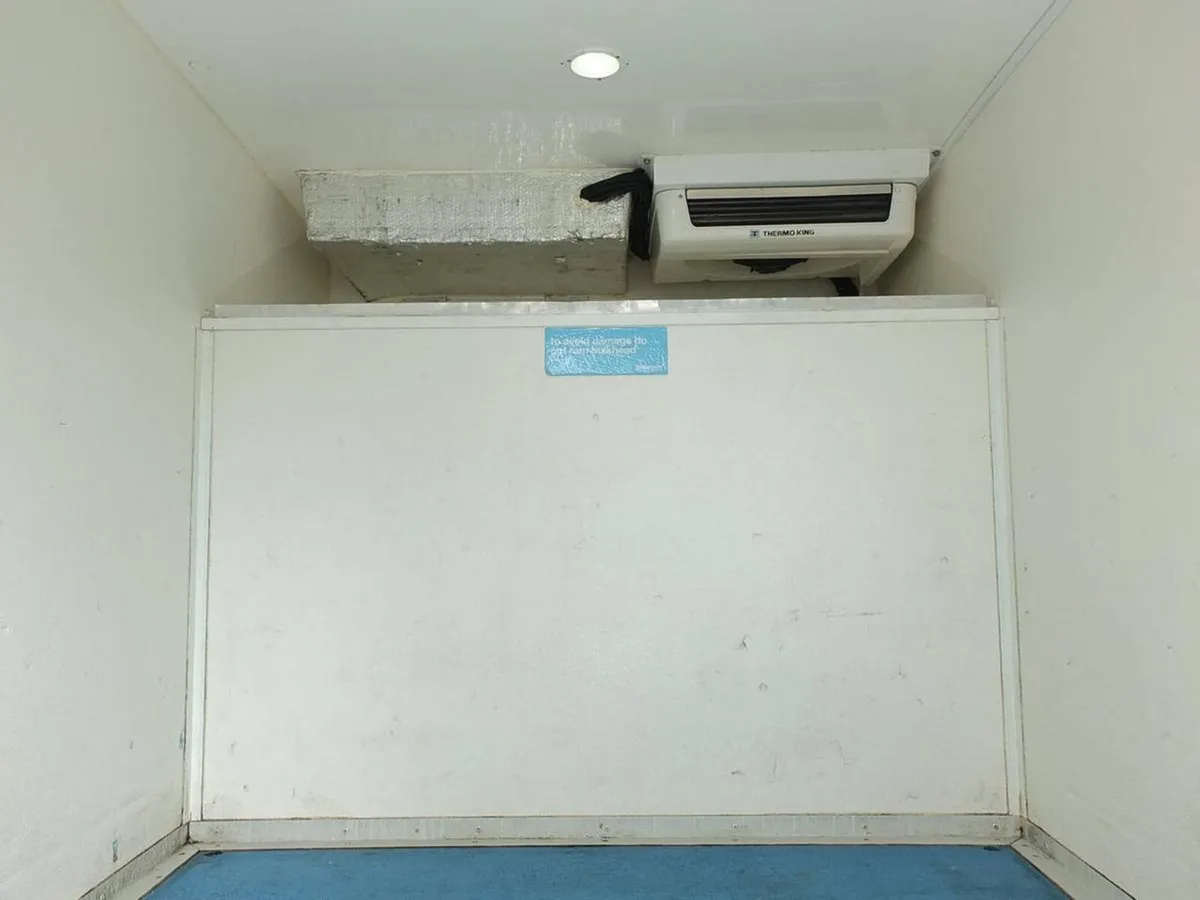 2019 Mercedes-Benz Sprinter Refrigerated Box Van - Image 4