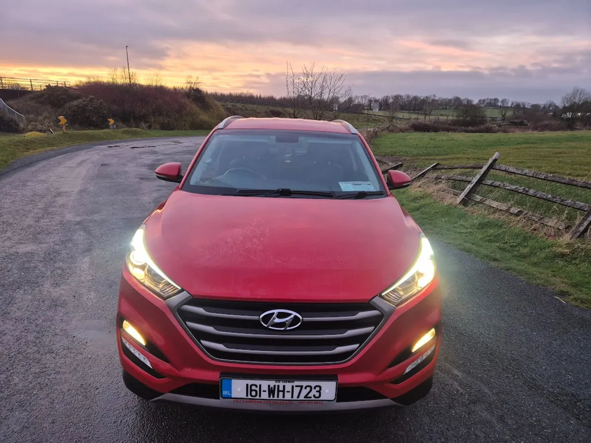 161 Hyundai Tucson 1.7L EXECUTIVE 5DR - Image 2