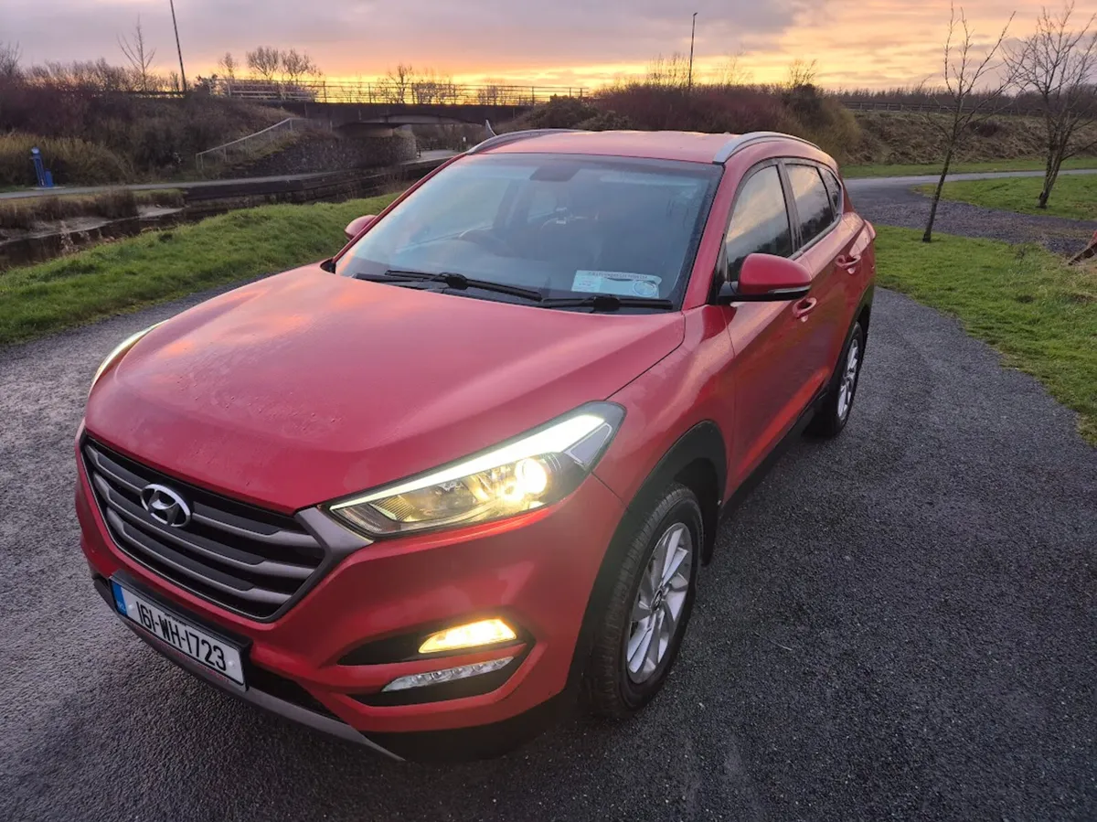 161 Hyundai Tucson 1.7L EXECUTIVE 5DR - Image 3