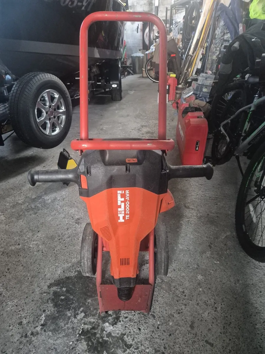 TE Hilti AVR 2000 - Image 1
