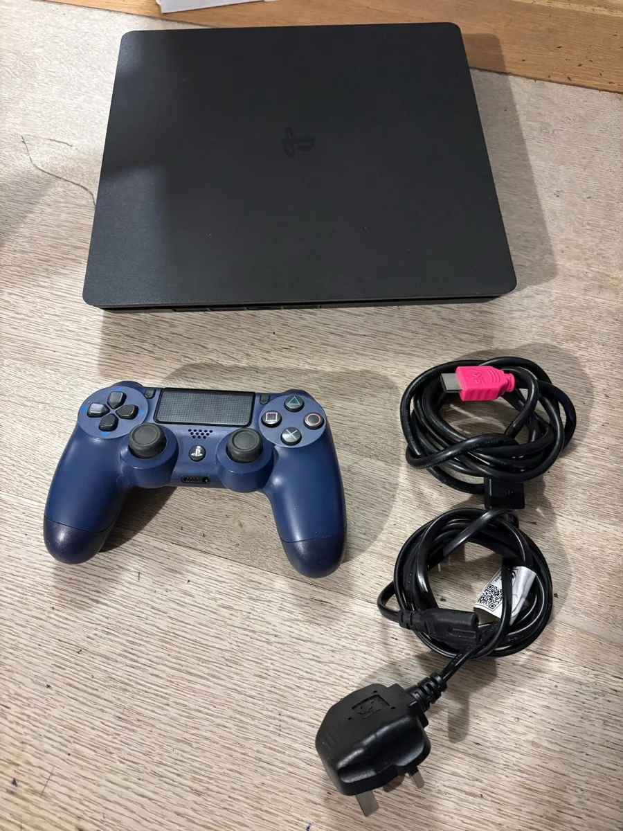 PlayStation 4 - Image 4