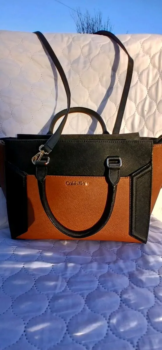 Designer bags - Image 1