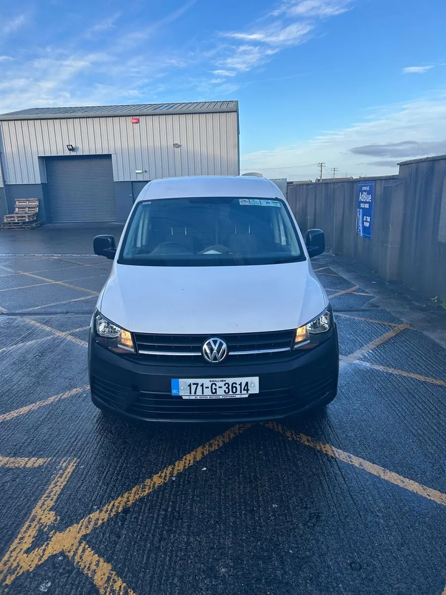 2017 Volkswagen Caddy - Image 1