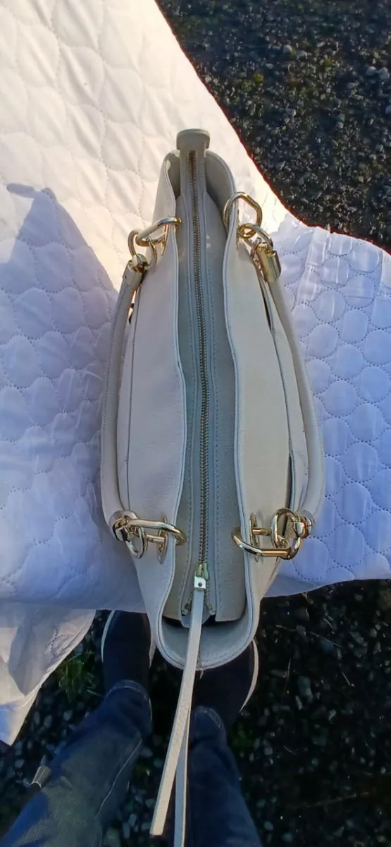 Designer bag - Image 4