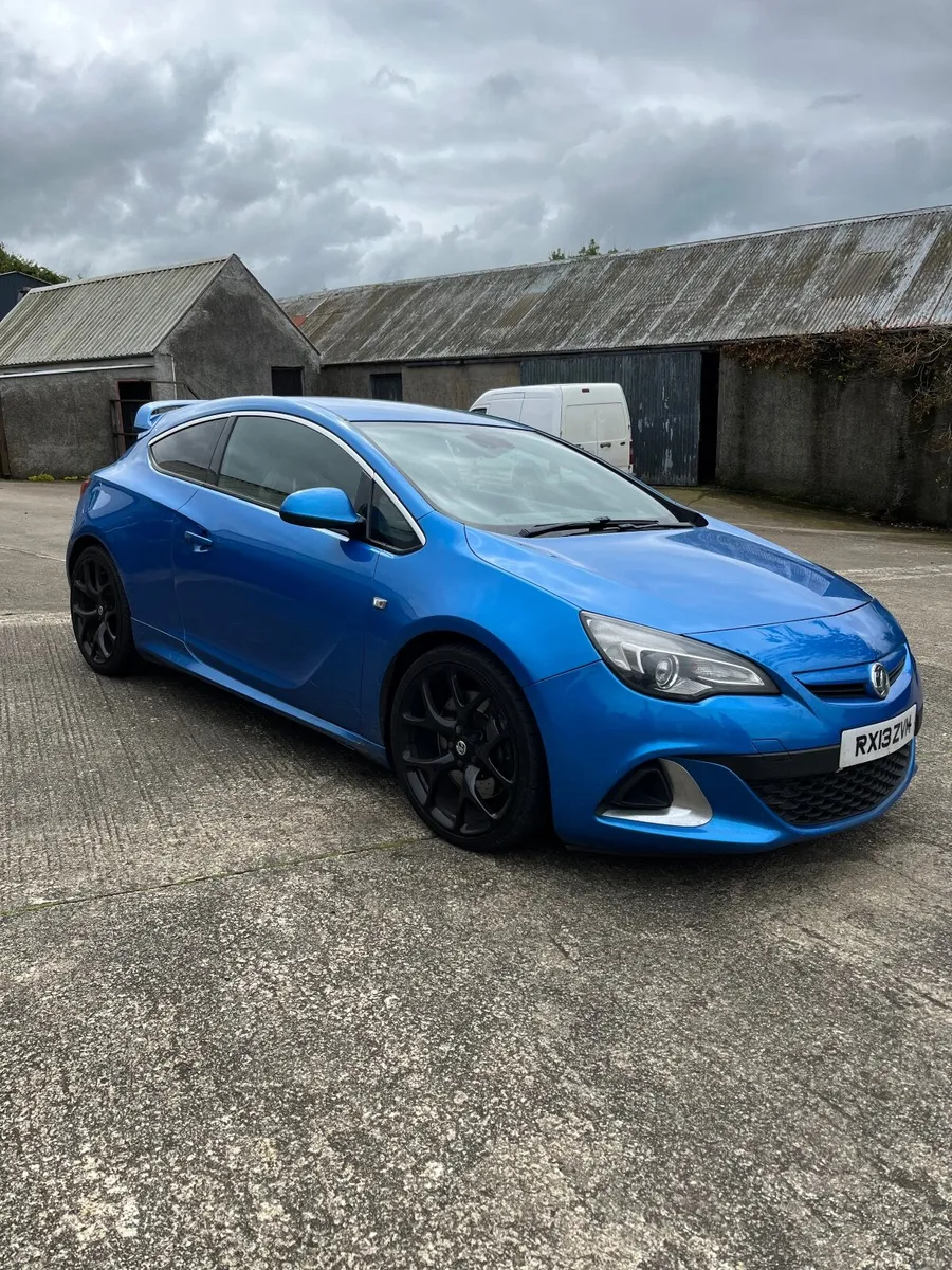 Vauxhall Astra 2013 - Image 2