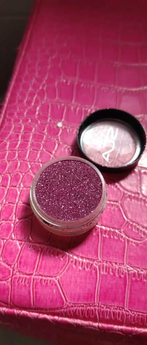 SLA Paris pink glitter never used - Image 2