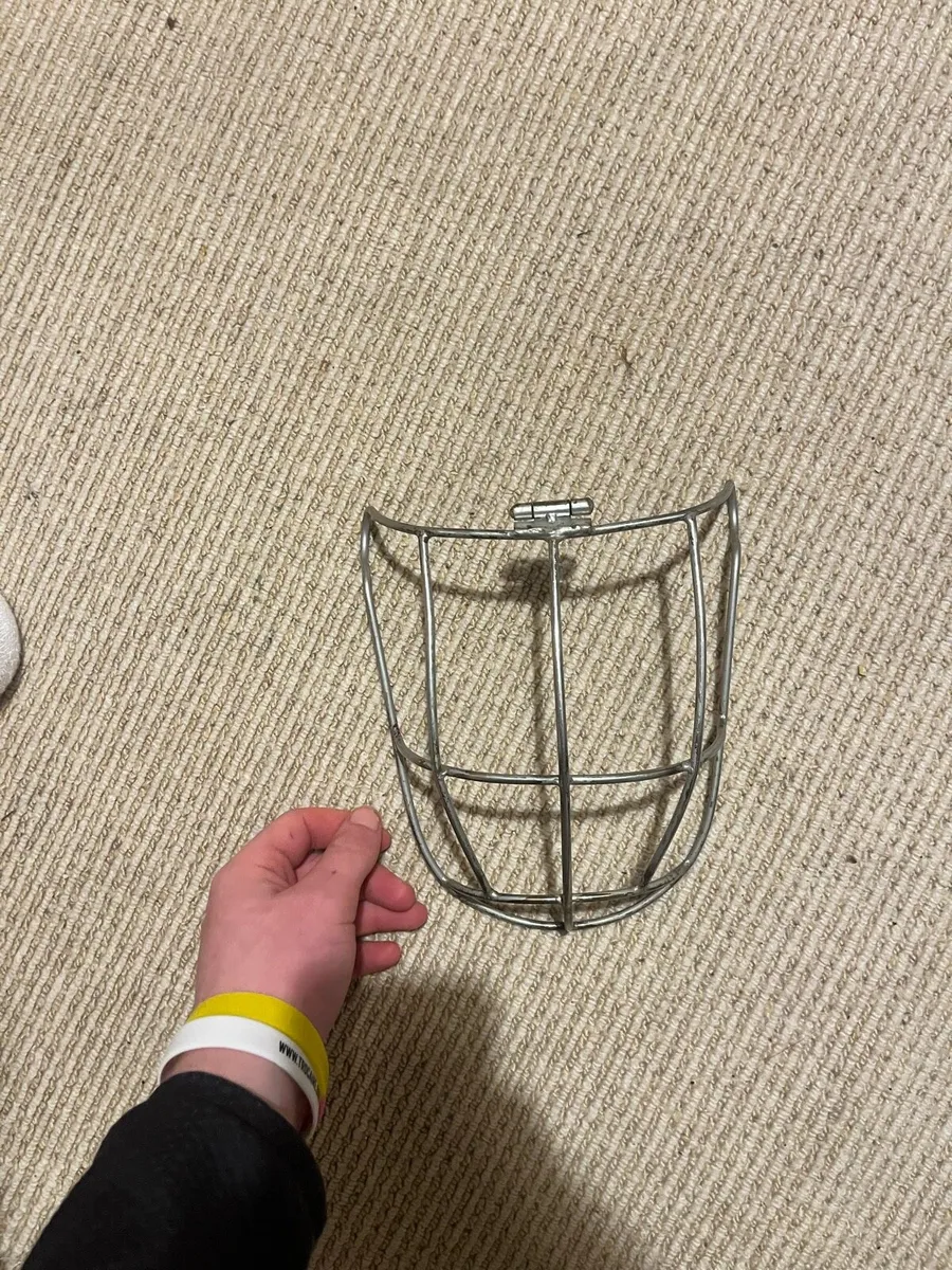 Old style Kk cleere face gaurd - Image 1