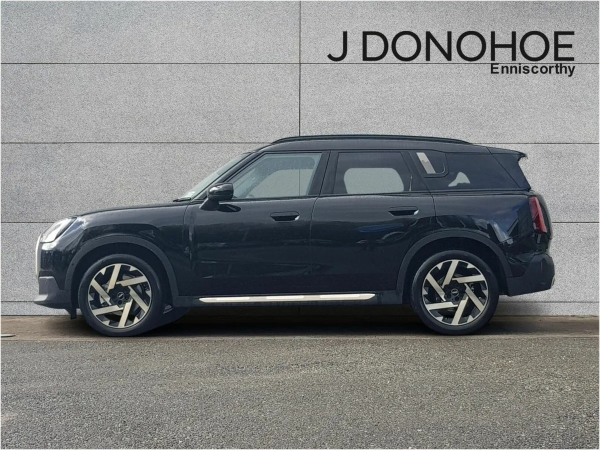 Mini Countryman Exclusive LEVEL 2 - Image 3
