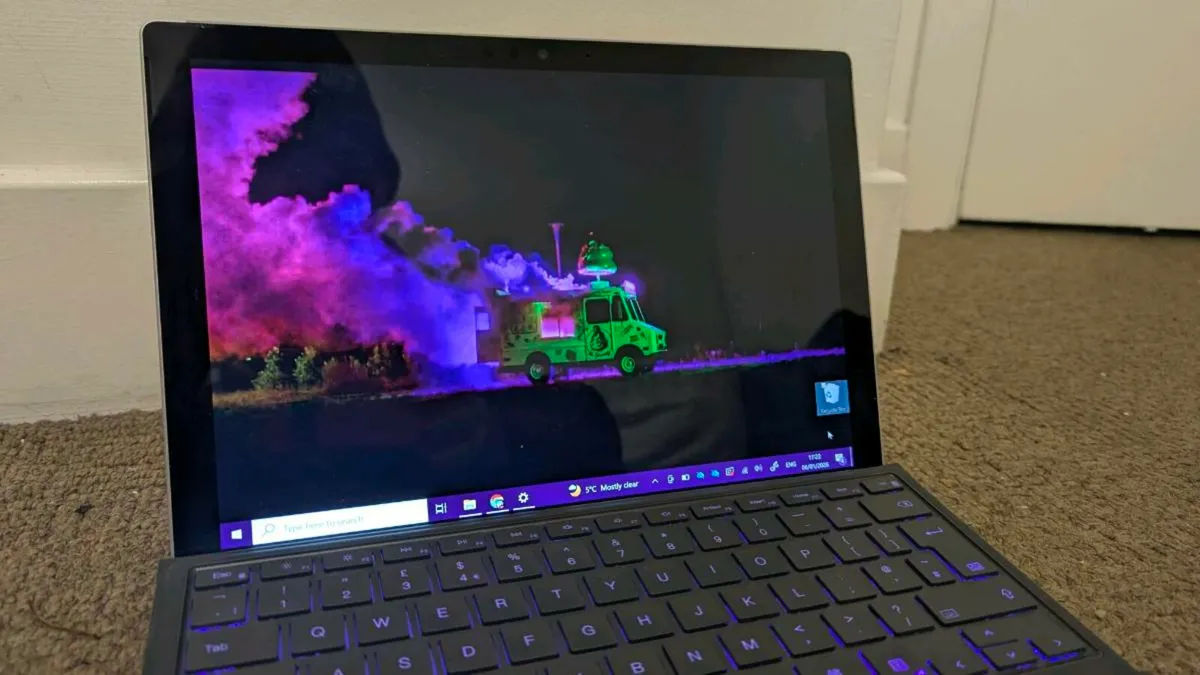 Core i5 Microsoft surface pro 3 laptop - Image 1