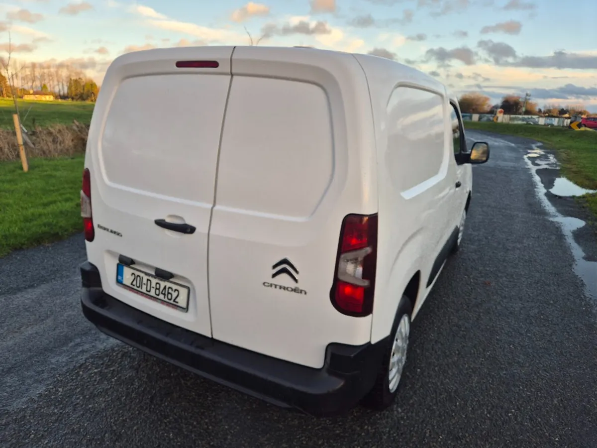 2020 Citroen Berlingo K9 LX 1.5 BLUEHDI - Image 4