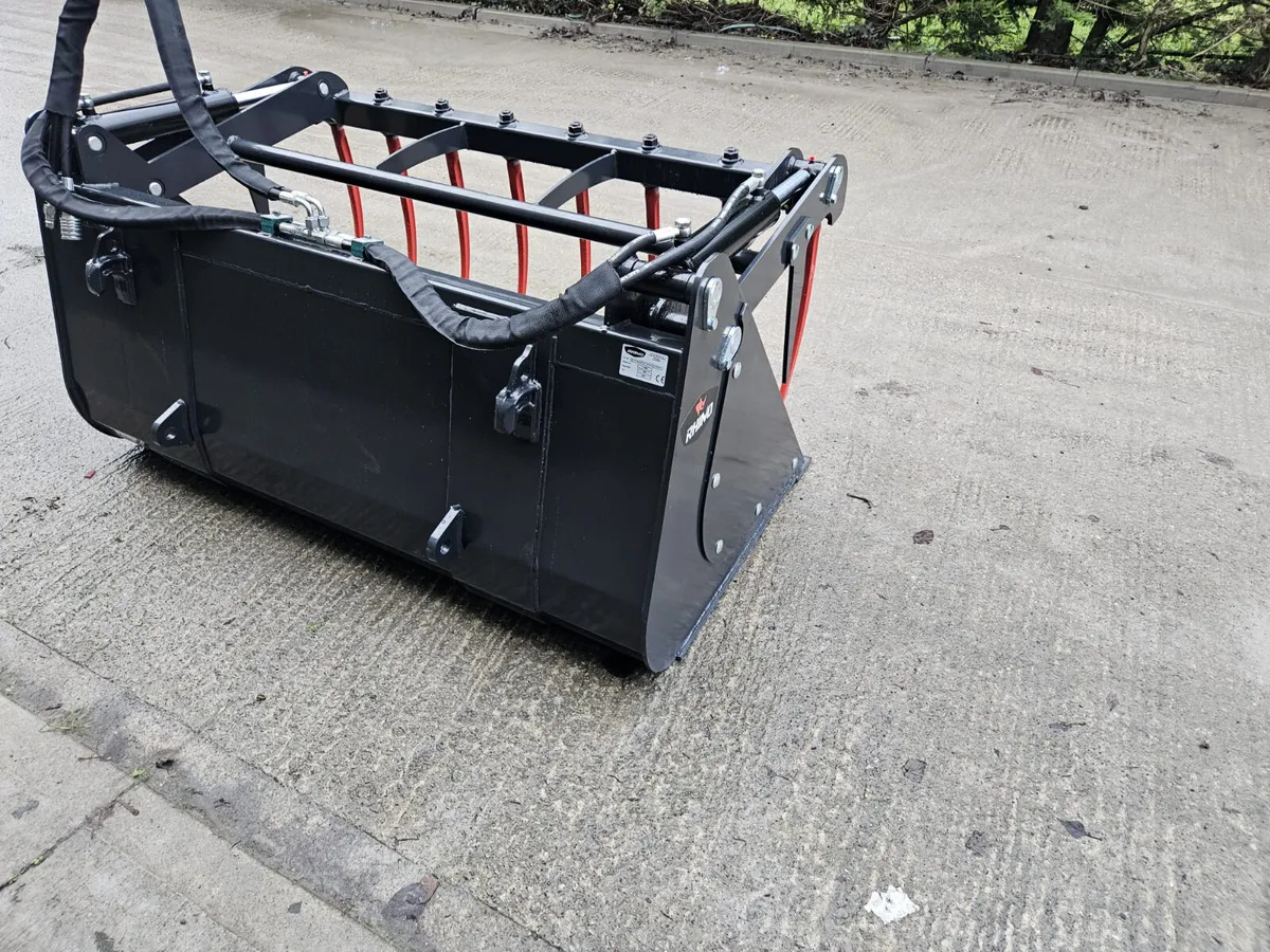 Rhino heavy duty grab buckets - Image 4