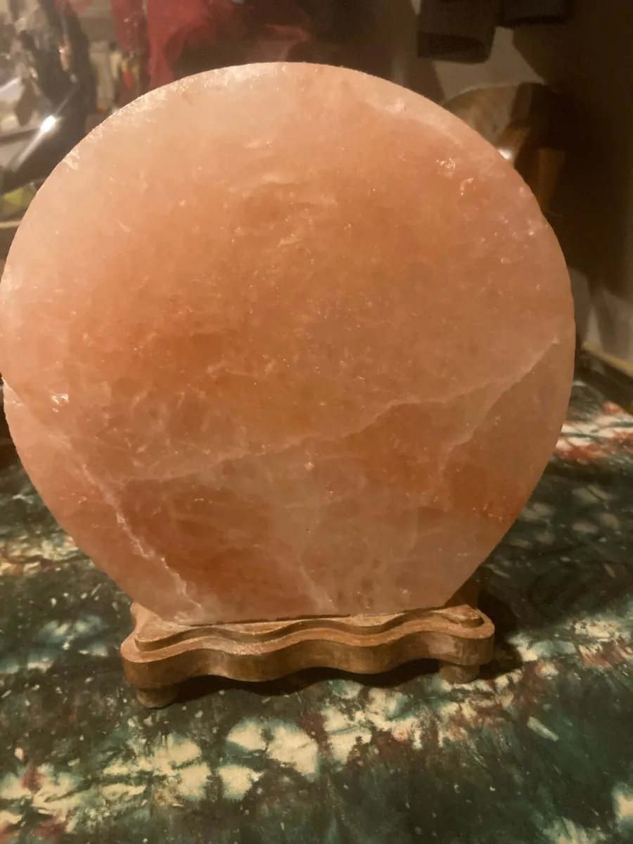 Salt lamp free postage - Image 2