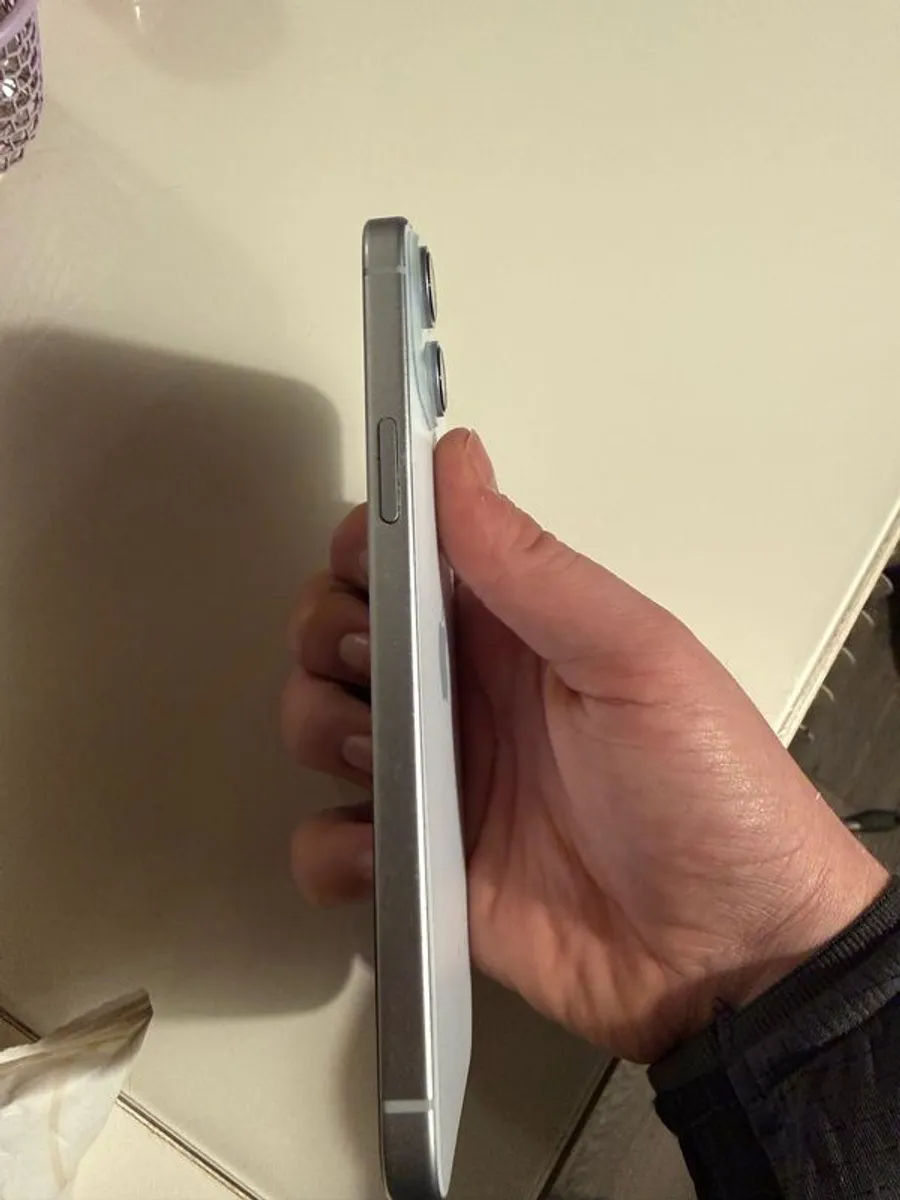 iphone 15 plus - Image 4