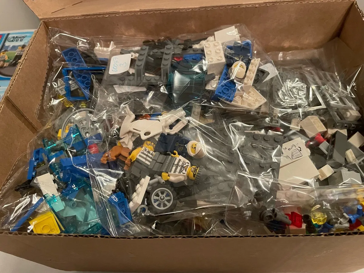 Lego police station - Image 1