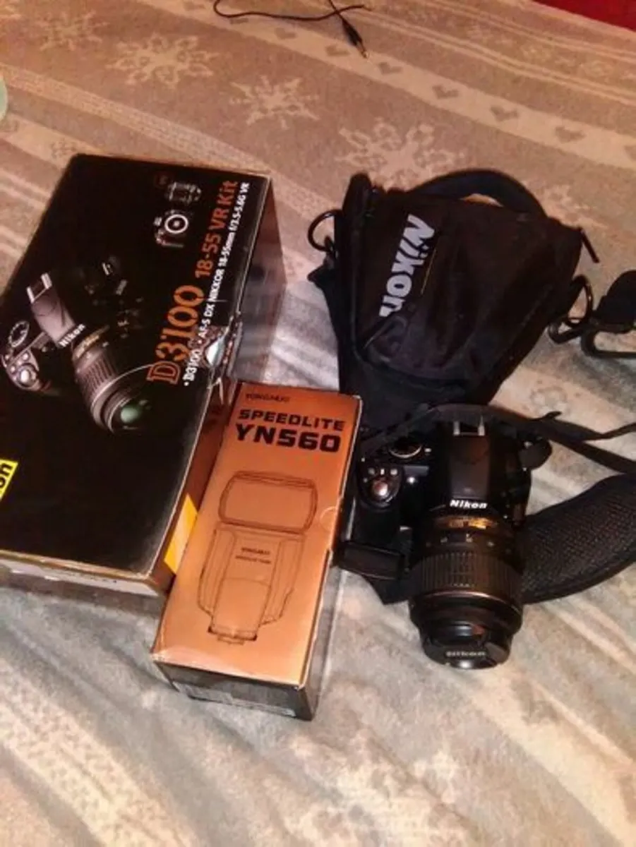 Nixon camera - Image 1