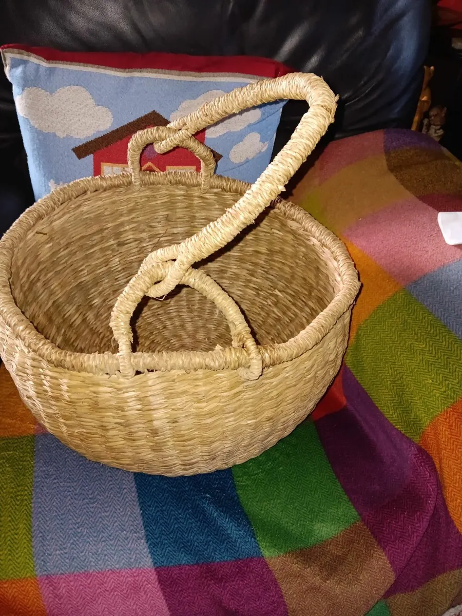 Vintage basket - Image 3