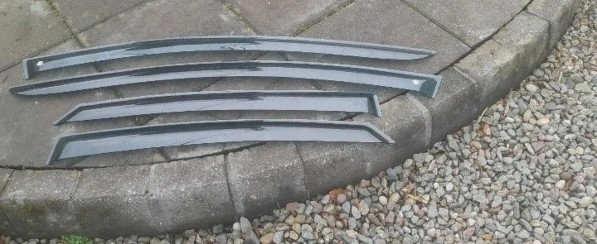 Hyundai i40 Sedan wind Deflector