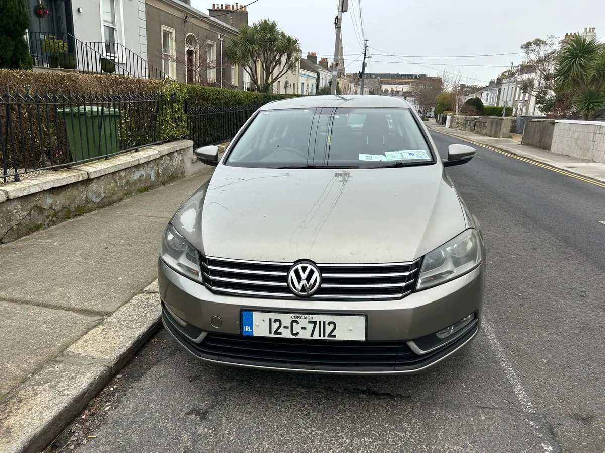 Volkswagen Passat 2012 Low Milage - Image 1