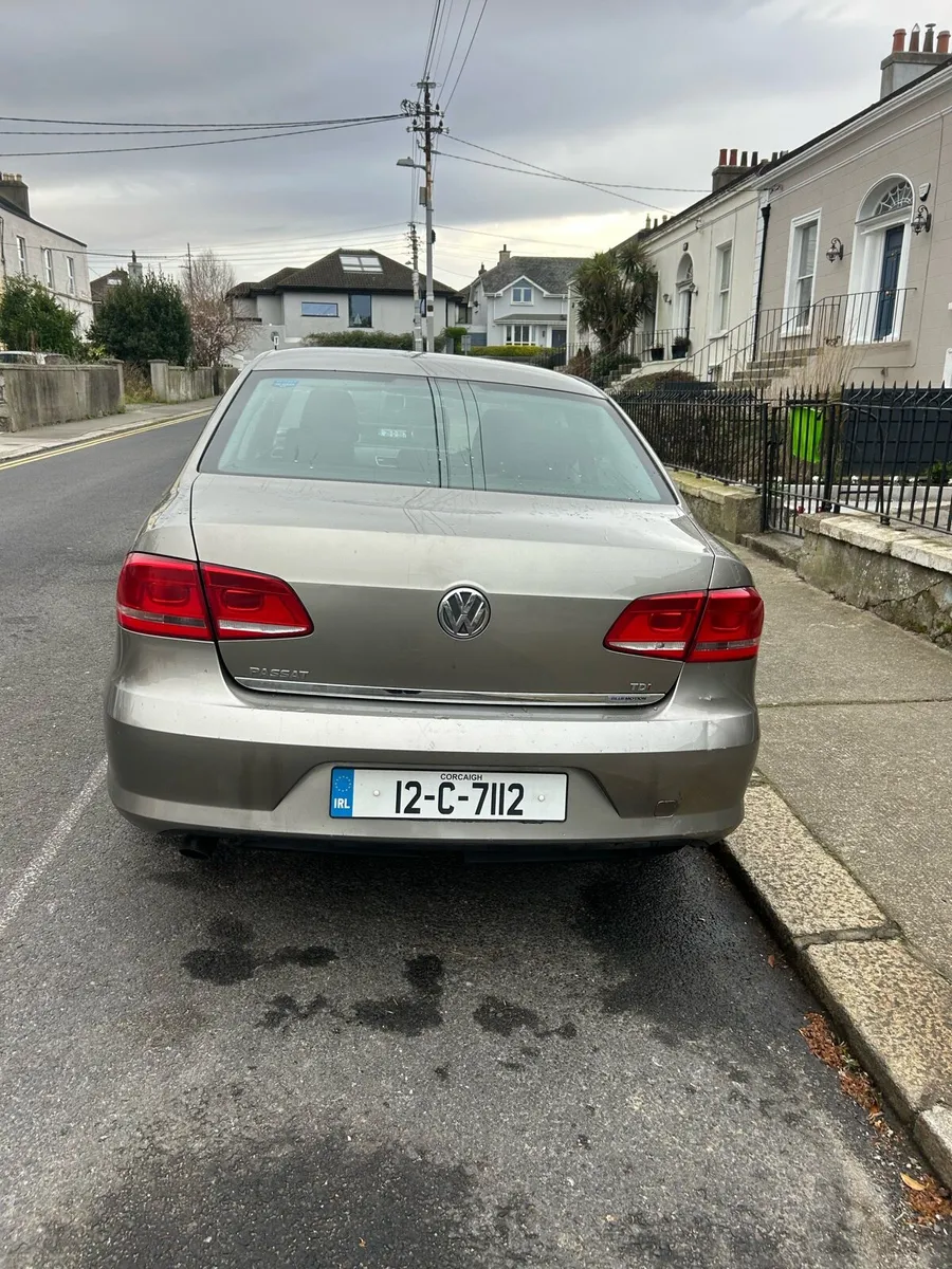 Volkswagen Passat 2012 Low Milage - Image 2