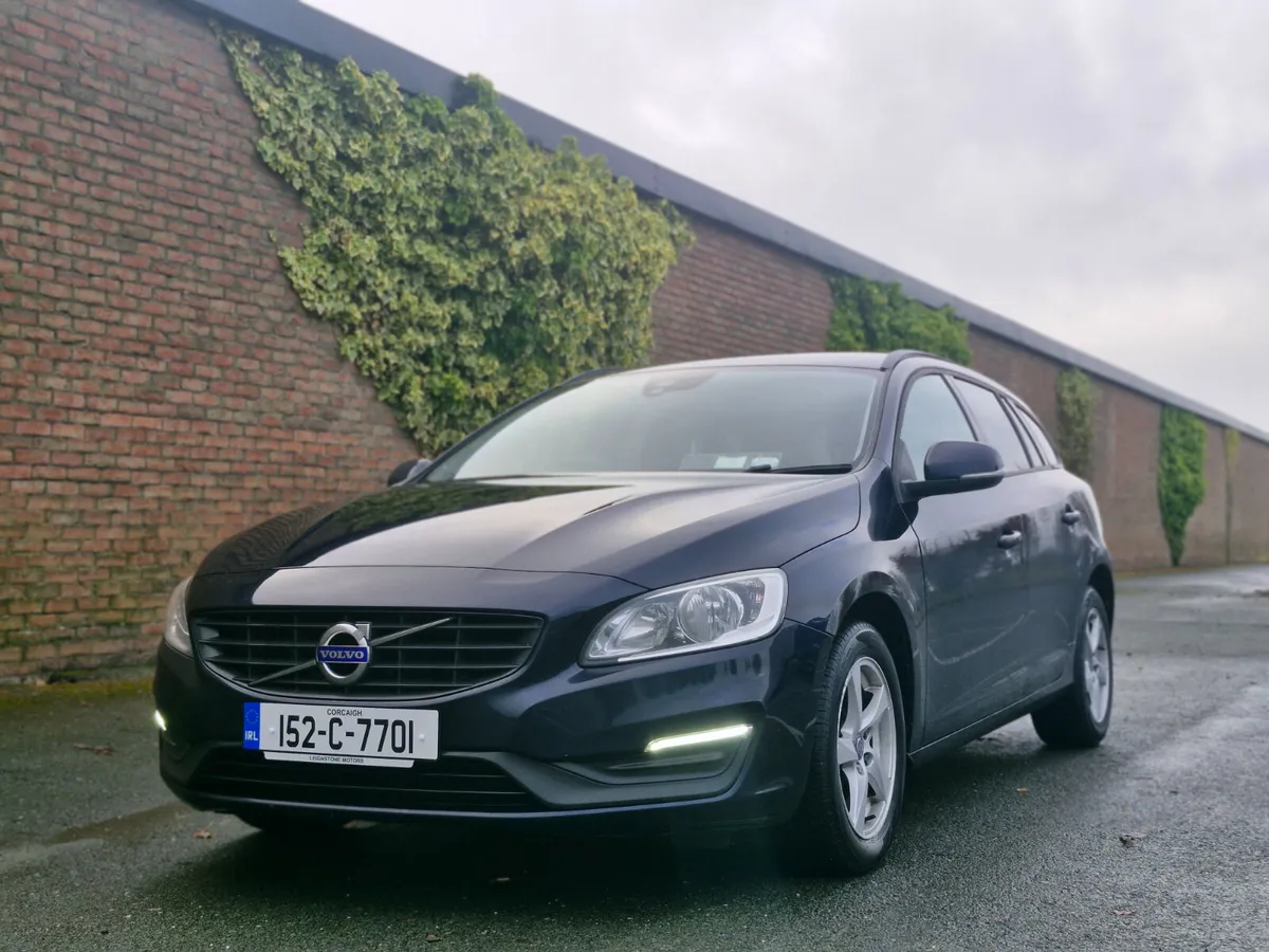 Volvo V60 2.0 D D4 BUSINESS EDITION 190BHP - Image 3