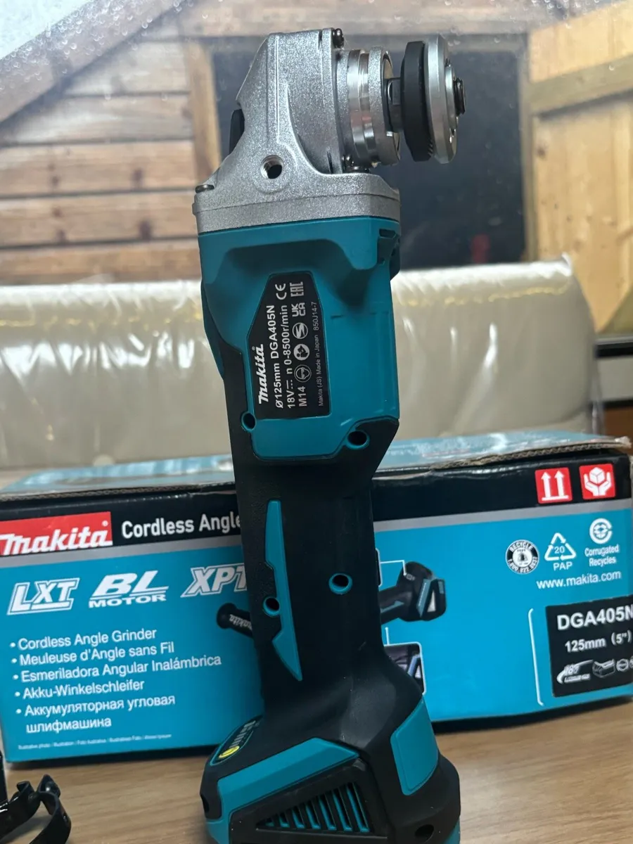 Makita cordless angle grinder 2025 brand new - Image 3