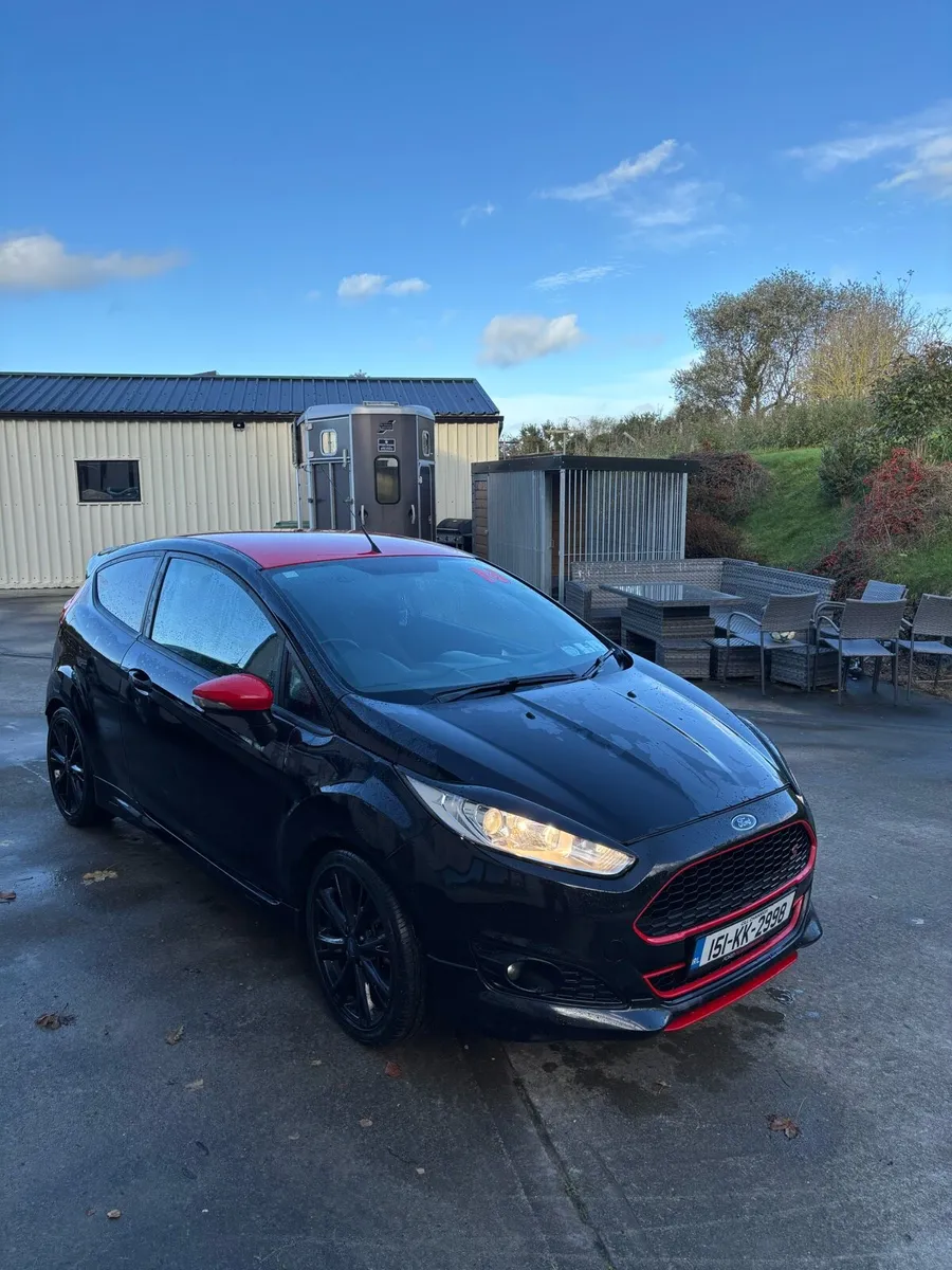 Ford fiesta zetec s - Image 1