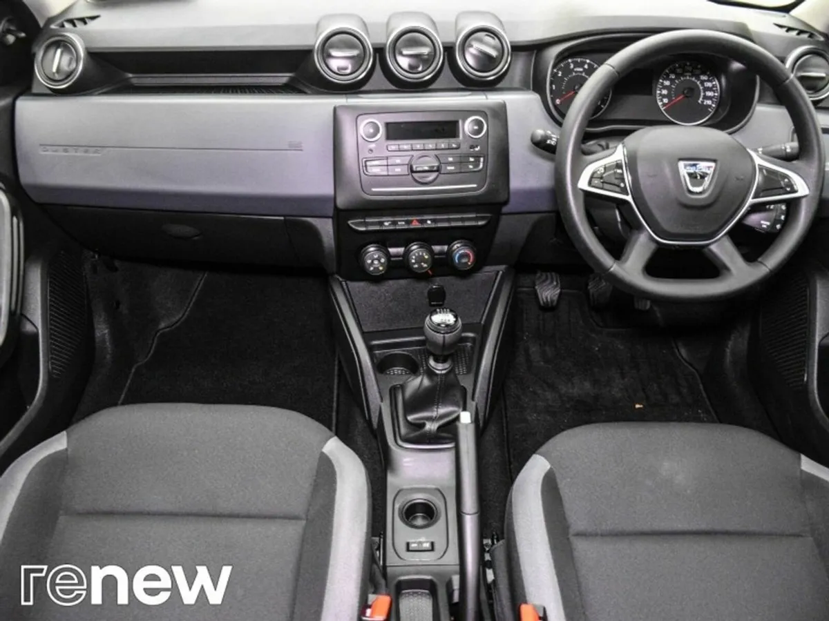Dacia Duster Blue dCi 115 Essential - Image 3