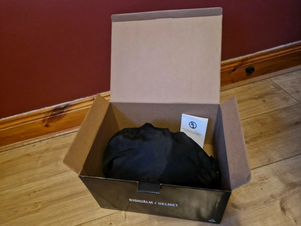 Riding Helmet 53-55 - Image 4