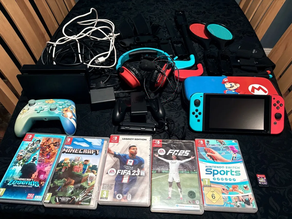 Nintendo Switch Gaming Package