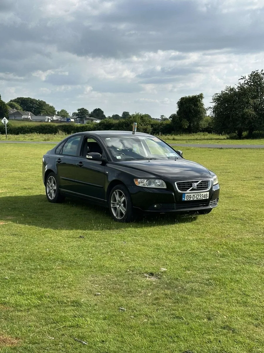 Volvo s40 SE edition - Image 1
