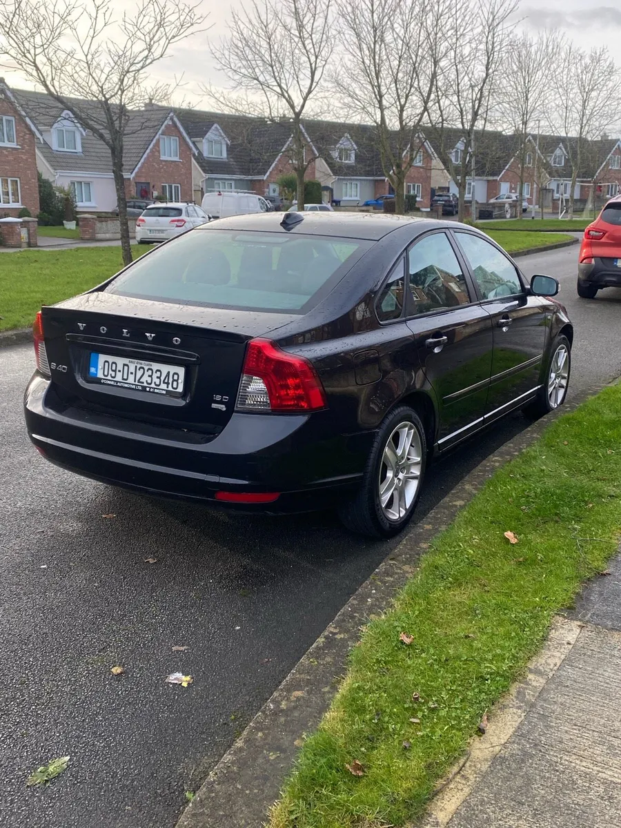 Volvo s40 SE edition - Image 2