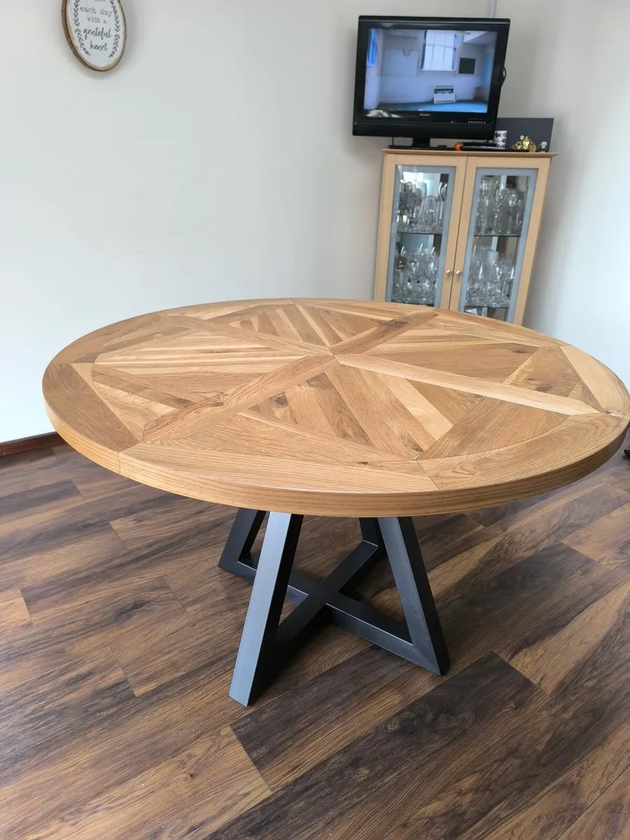 Inishmore Rustic Oak Round Table - Image 1