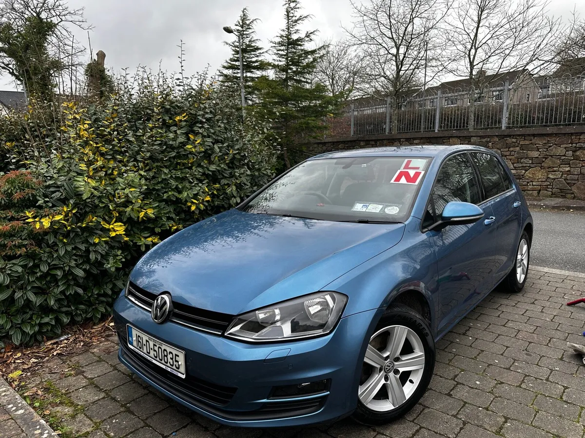 2016 Volkswagen Golf 1.4 tsi Automatic 117000km - Image 2