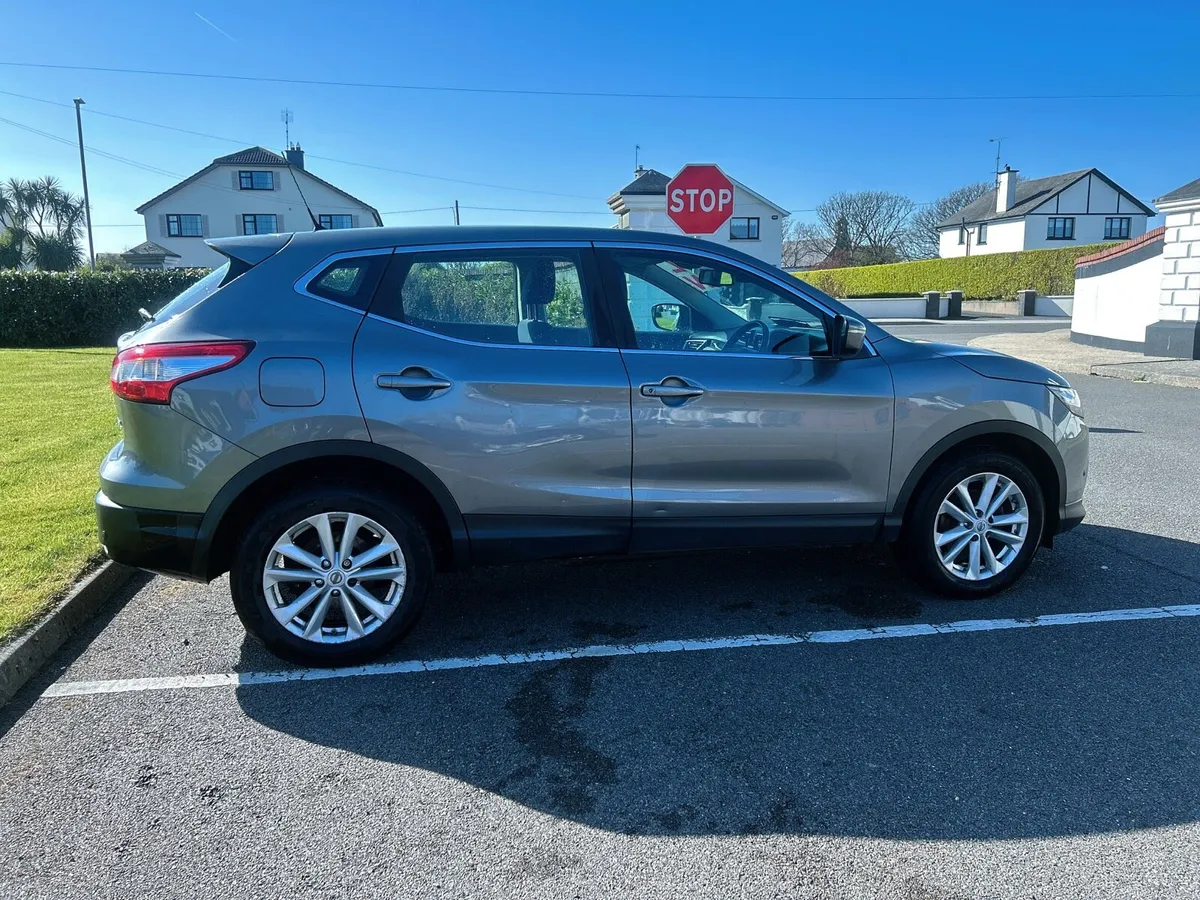 141Nissan QASHQAI - Image 4