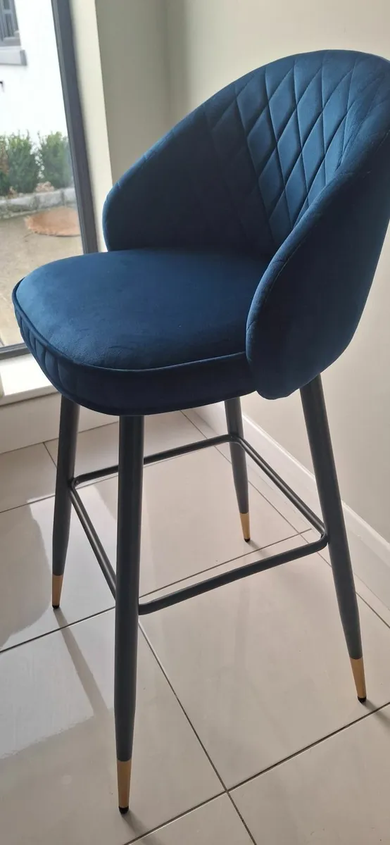 3 Navy Bar Stools - Image 3