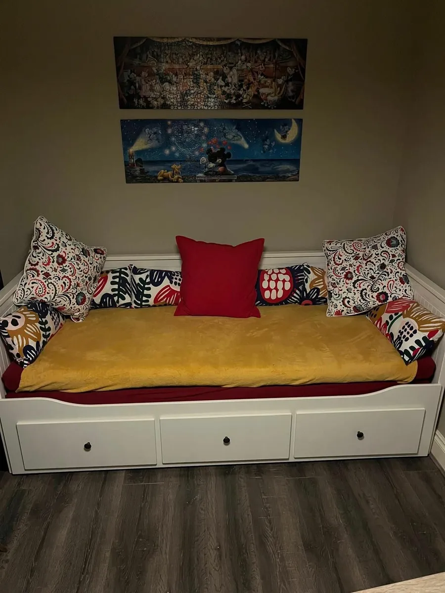 Ikea Hemnes Pull-out bed - Image 1