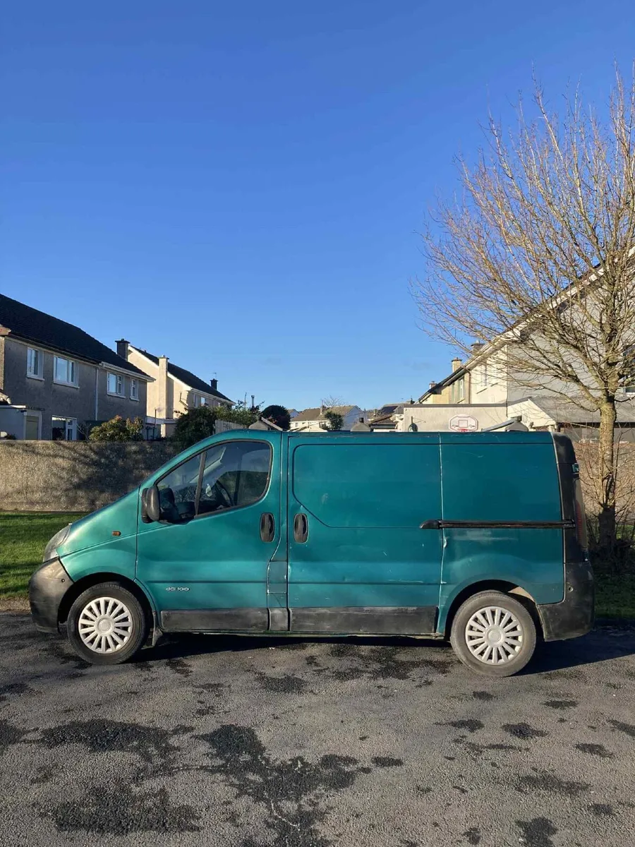 Nissan Primastar 2004 - Image 4