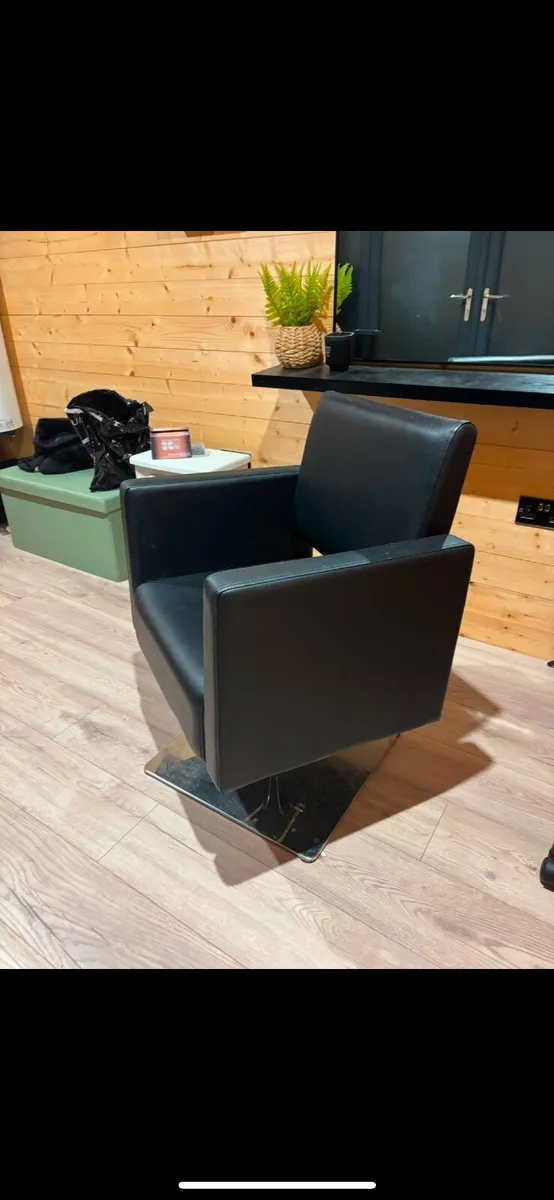 Basin/chair - Image 2